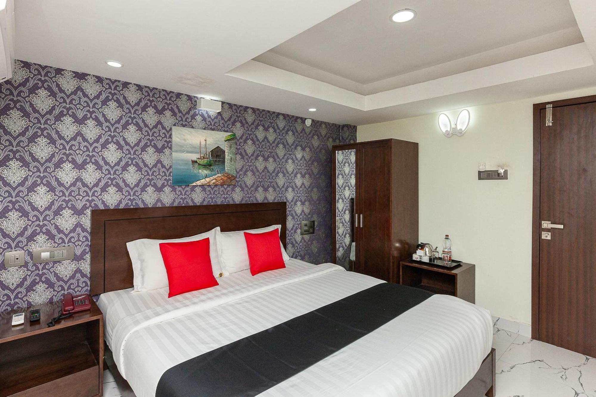Super Collection O Prince Park Vellore Exterior foto