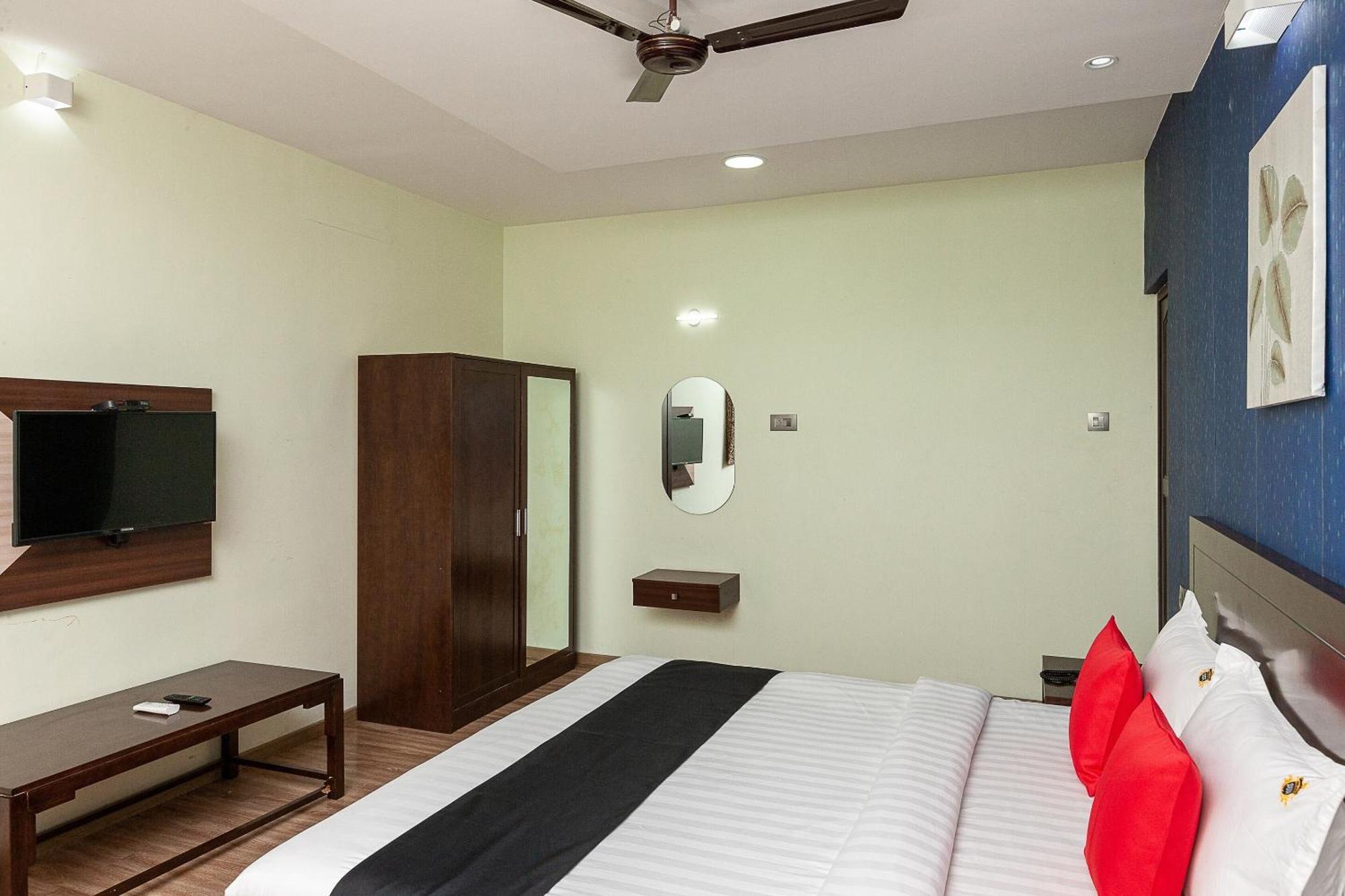 Super Collection O Prince Park Vellore Exterior foto