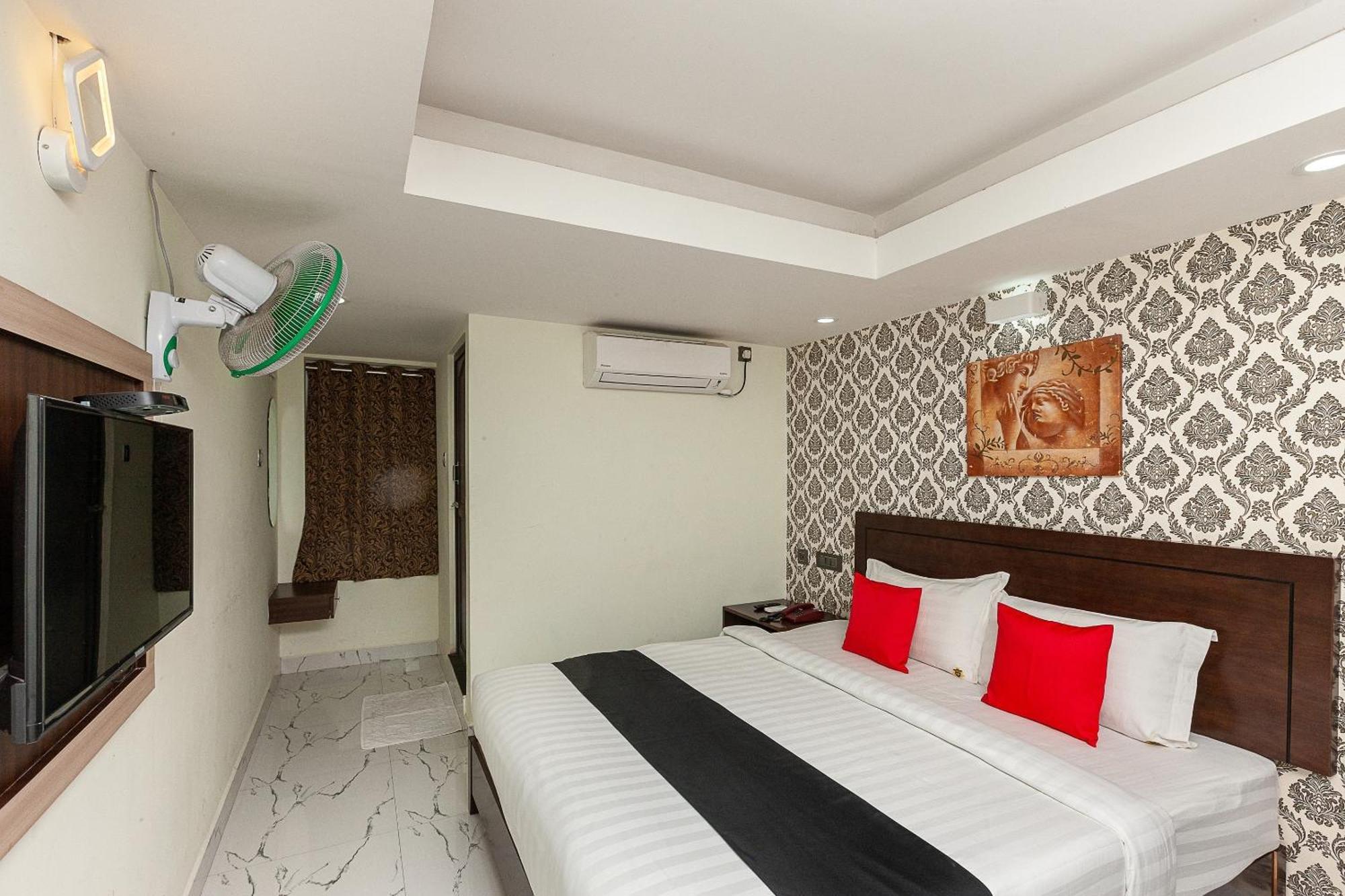 Super Collection O Prince Park Vellore Exterior foto