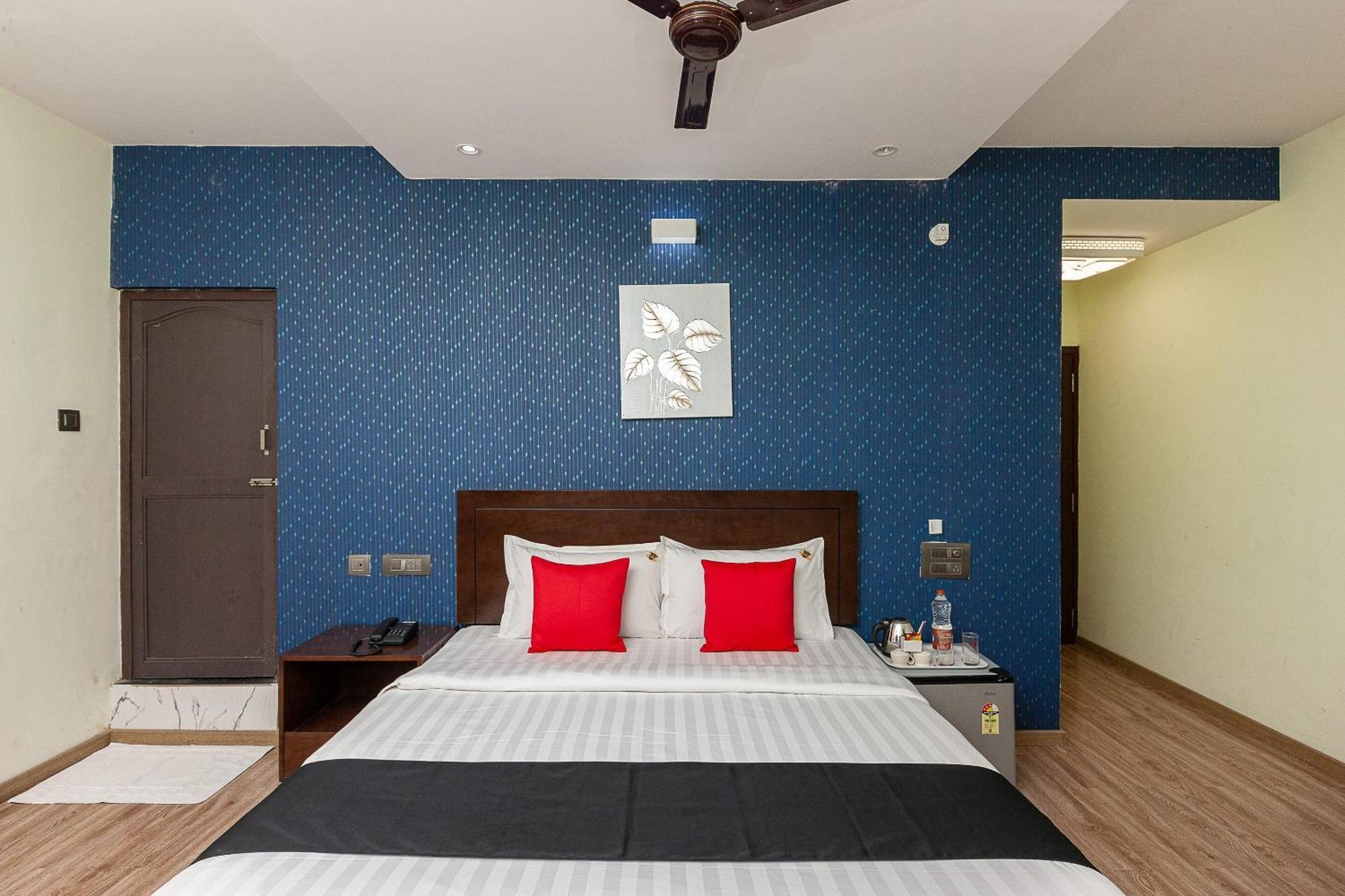 Super Collection O Prince Park Vellore Exterior foto